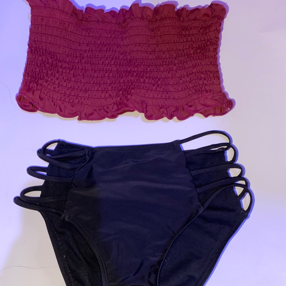 2 piece bikini set!!